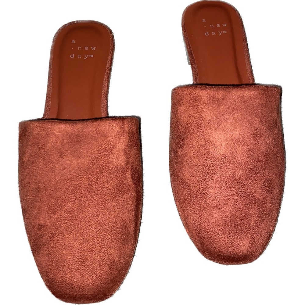 A New Day Women’s Mules Sz 6